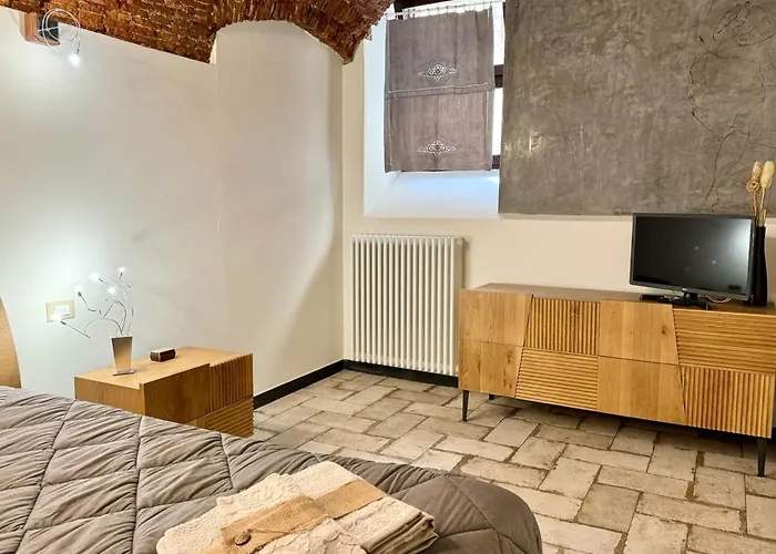 Hostdomus - Perla Nel Borgo Appartement *