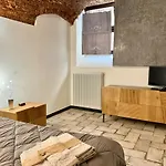 Hostdomus - Perla Nel Borgo Apartment *